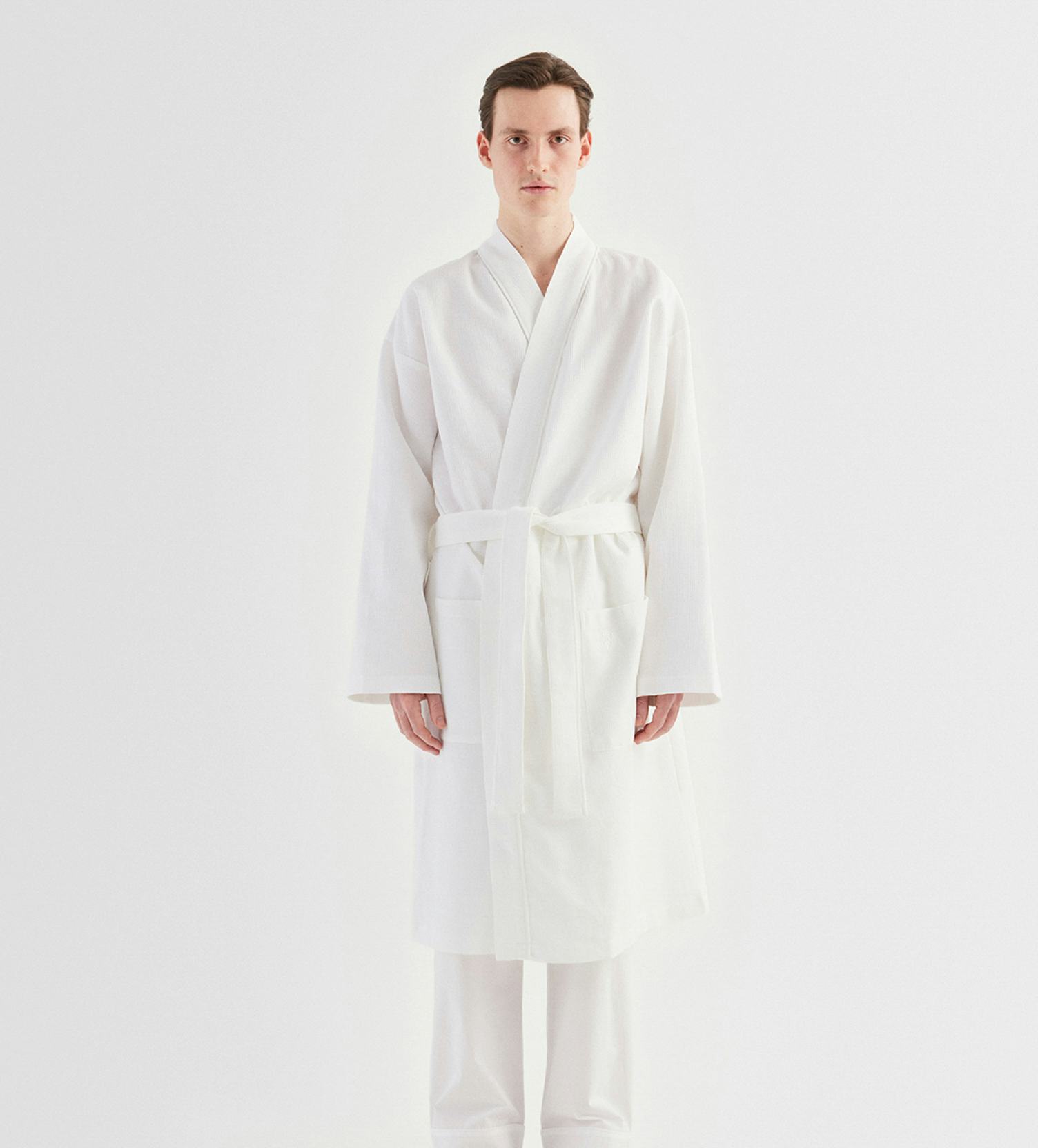 Diplomat ur pålidelighed Varm hvid kimono med let for i frotté. Ren luksus fra Georg Jensen Damask
