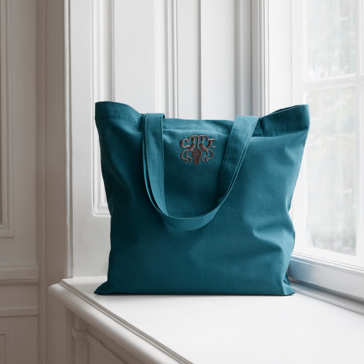 EMBROIDERED TOTE BAG